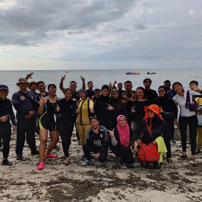 Open water swim group